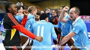 16分大胜！哈登伦纳德掌控节奏，快船胜篮网，推对手至东部榜底